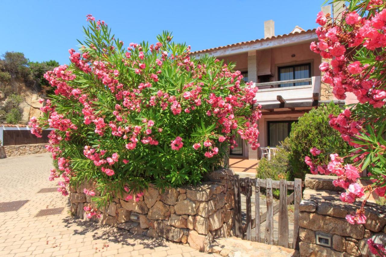 Baia Del Faro Aparthotel Palau Exterior photo