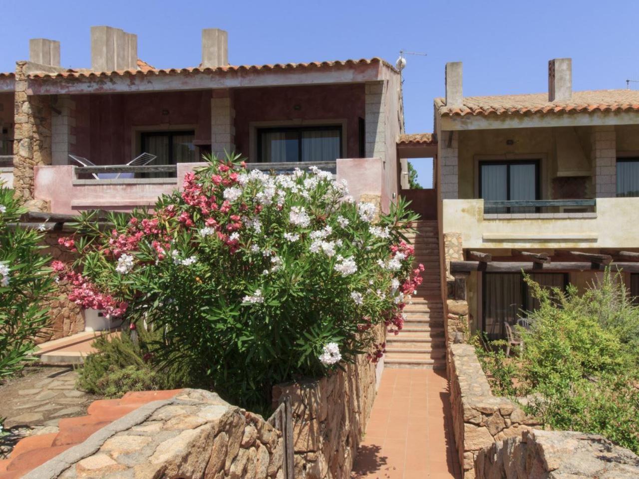 Baia Del Faro Aparthotel Palau Exterior photo